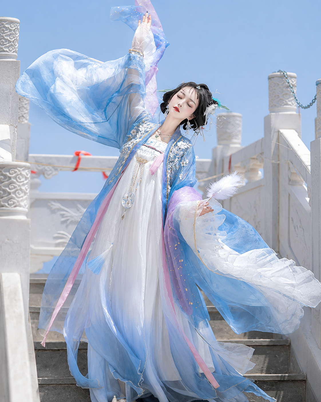 【Qingyu Xianzi】 Tang-Style Chest-High Hanfu Set with Flowing Cape