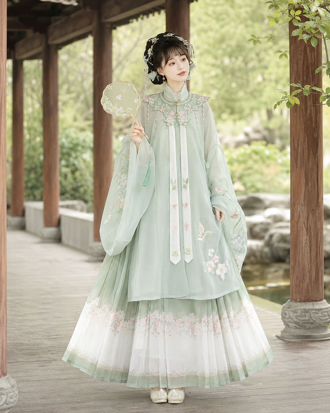 【Chun】Women’s Ming Style Hanfu Set with Cloud Collar and Mamian Skirt