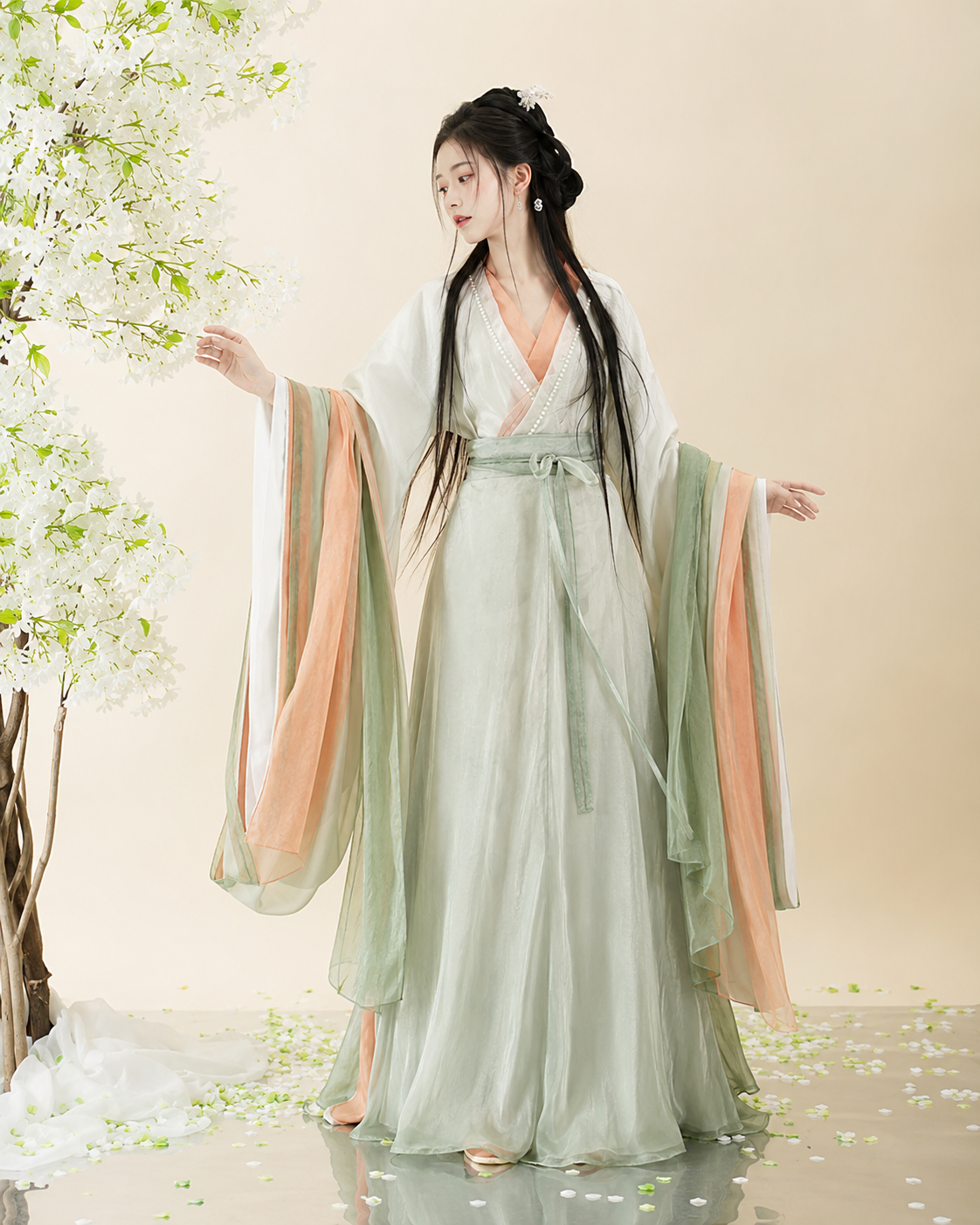 【Yixi Qingyi】Women’s Wei-Jin Style Embroidered Waist-Length Hanfu Set
