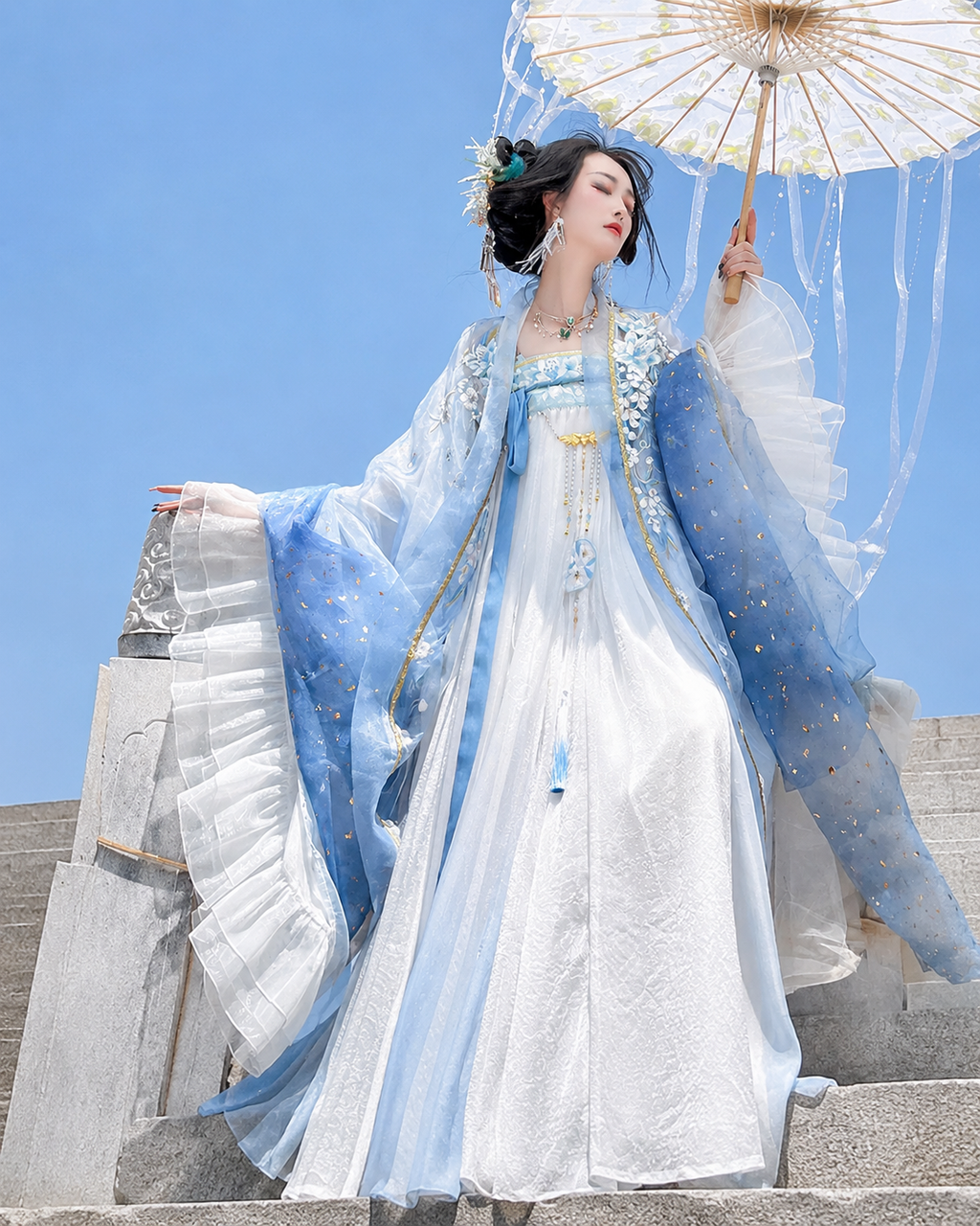 【Qingyu Xianzi】 Tang-Style Chest-High Hanfu Set with Flowing Cape