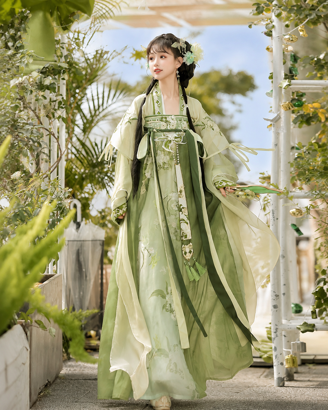 【Verdant Spring】Women’s Tang-Style Qixiong Ruqun Hanfu Set with Embroidered Floral Design