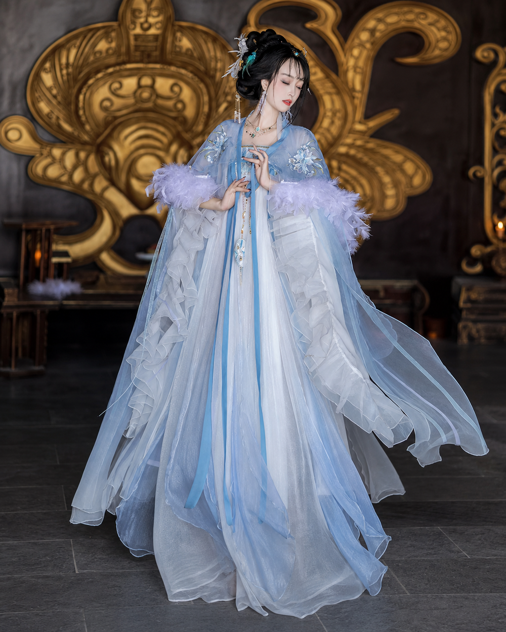 【Qingyu Xianzi】 Tang-Style Chest-High Hanfu Set with Flowing Cape