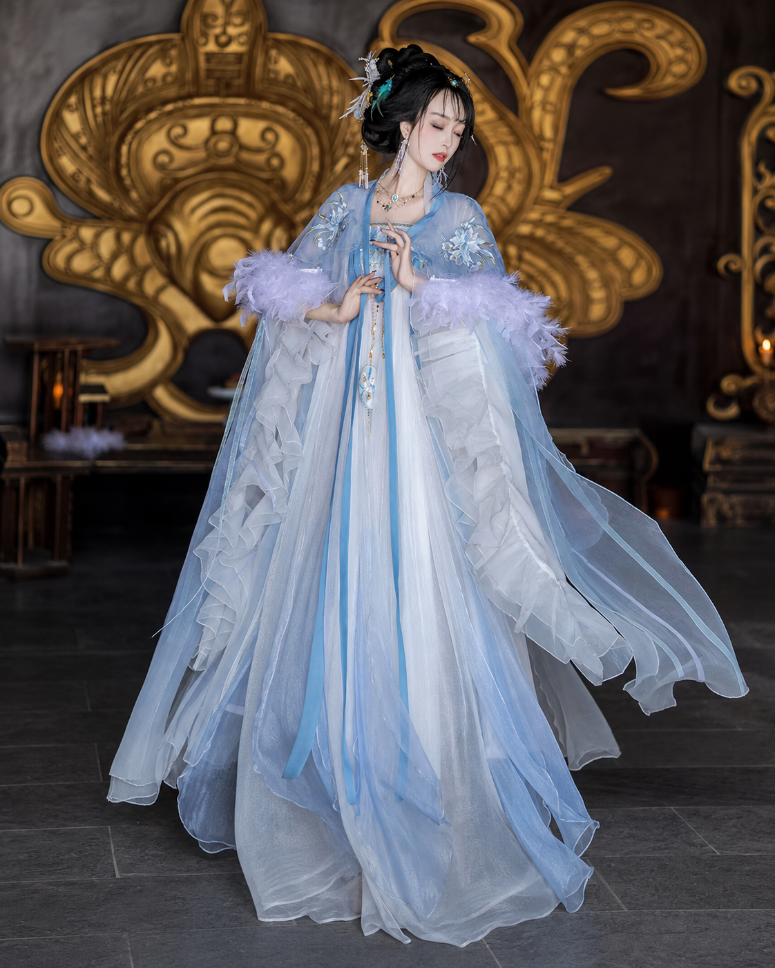 【Qingyu Xianzi】 Tang-Style Chest-High Hanfu Set with Flowing Cape